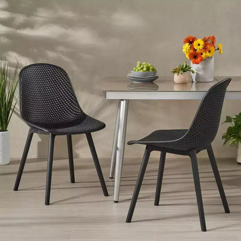 Posey, set da 2 sedie da pranzo moderne in resina - nere - Christopher Knight Home: Resistenti alle intemperie, sedute da patio senza braccioli