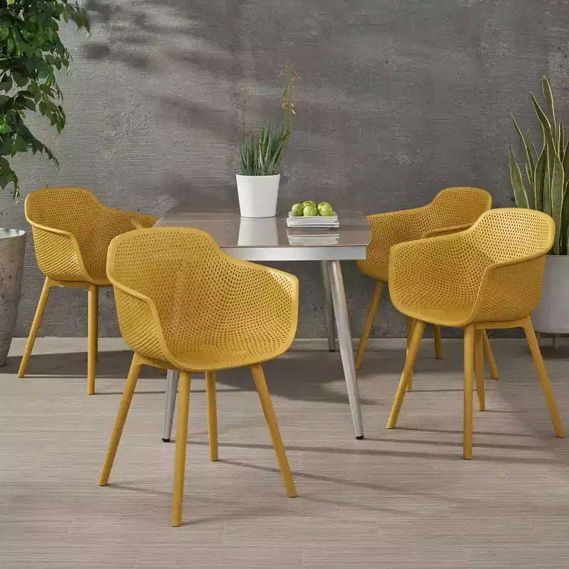 Christopher Knight Home Hanness - Sedia da pranzo moderna da esterno in polipropilene (set da 4)