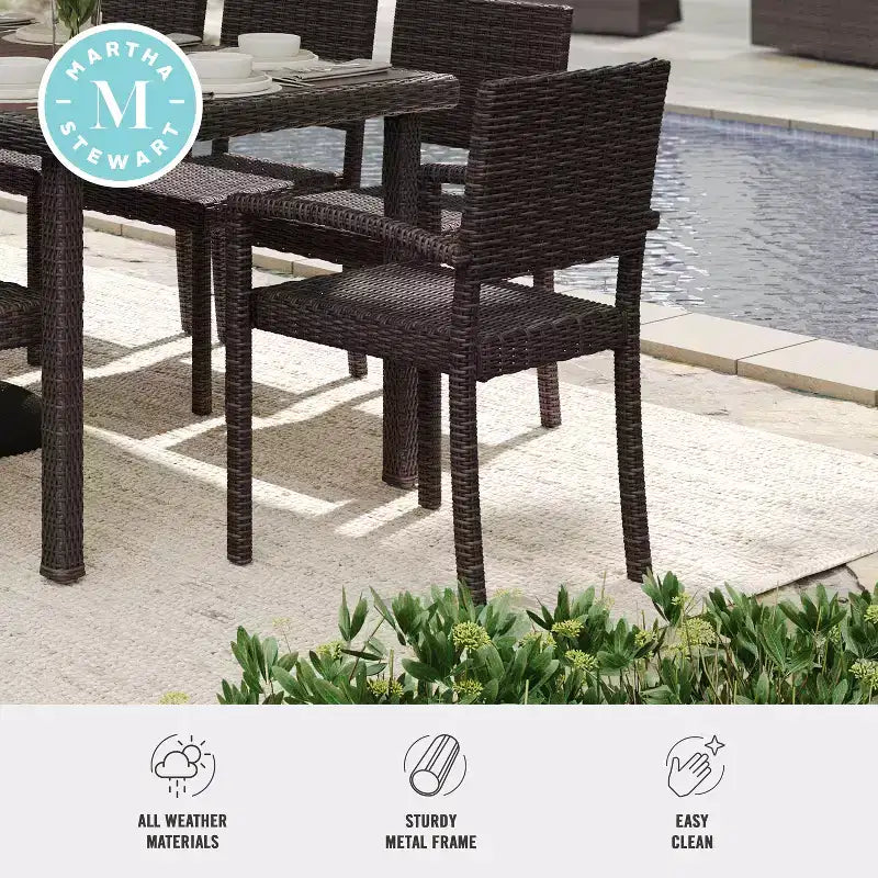 Martha Stewart Bedford Set di 2 sedie da pranzo impilabili per esterni e interni in vimini di rattan