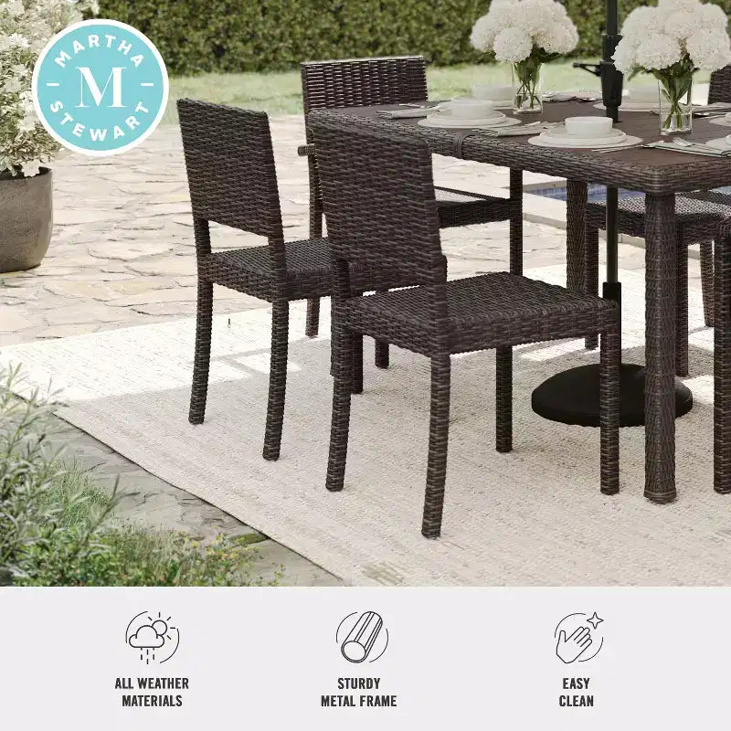 Lot de 2 chaises de salle à manger empilables Martha Stewart Bedford pour intérieur et extérieur en osier tressé