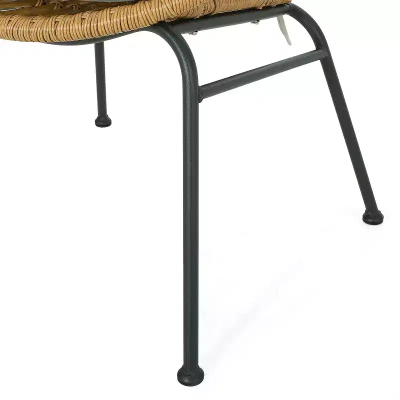 Sedie da pranzo GDFStudio Beulah in vimini e ferro da esterno con cuscino (set di 2), marrone chiaro/beige