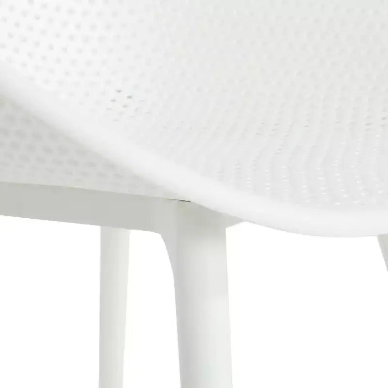 Christopher Knight Home Sedia da pranzo Lysander moderna da patio in polipropilene con schienale traforato a rombi (set da 2)