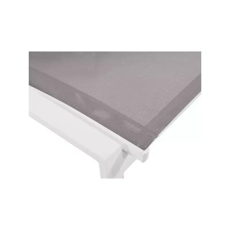 Meridian Furniture, Chaises de salle à manger d'extérieur Nizuc en tissu maillé résistant à l'eau, lot de 2