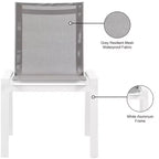 Meridian Furniture, Chaises de salle à manger d'extérieur Nizuc en tissu maillé résistant à l'eau, lot de 2