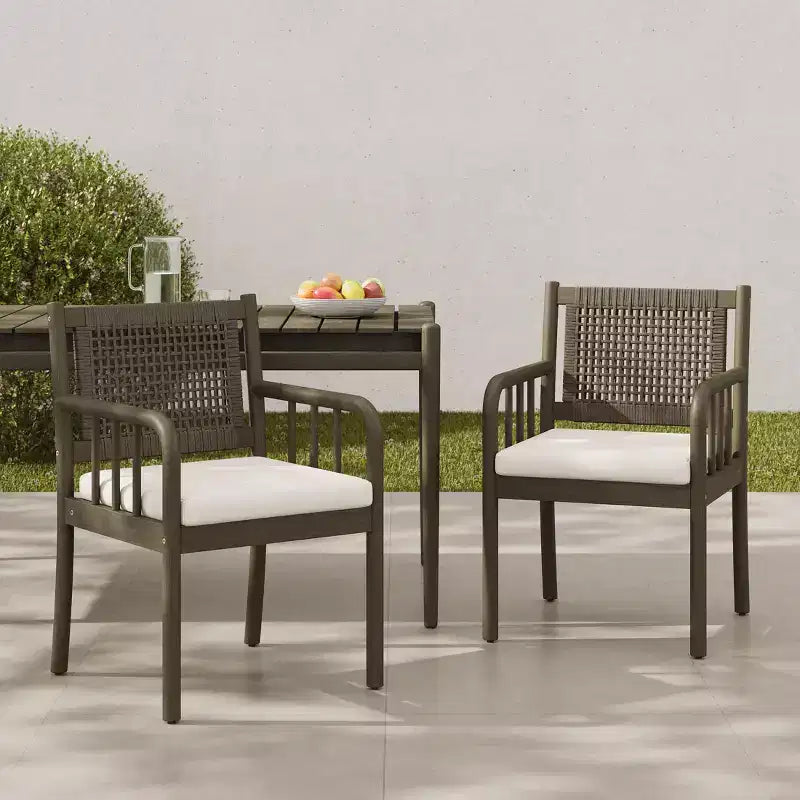Christopher Knight Home Mara Chaises de salle à manger rustiques d'extérieur en bois d'acacia et rotin avec coussins (lot de 2)