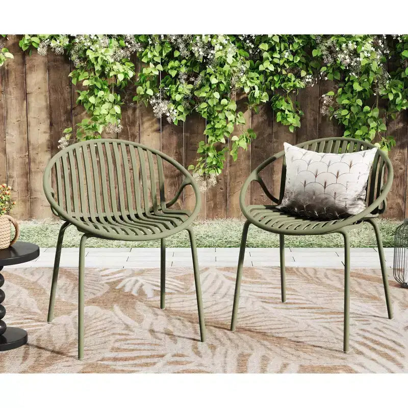 Set di 2 sedie da pranzo impilabili per esterni TUYOHW, sedie da pranzo da giardino con schienale intagliato, sedie da patio per cortile, balcone, capacità 136 kg
