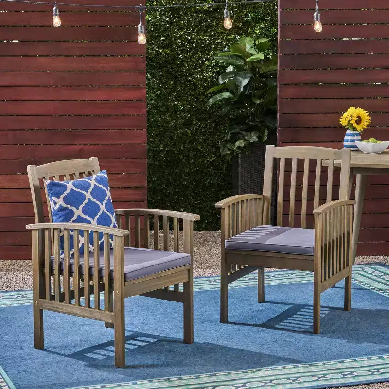 Chaise de salle à manger d'extérieur TUYOHW, lot de 2, chaises de salle à manger en bois d'acacia avec coussins résistants à l'eau, chaises de patio pour jardin, balcon, bord de piscine