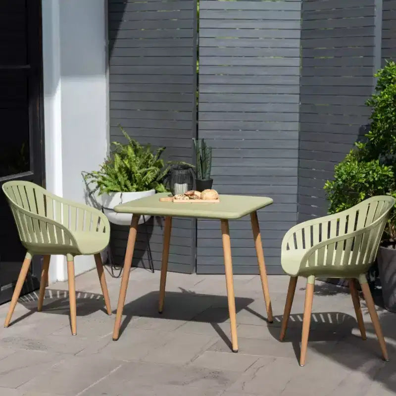 Urban Elements Set di 2 poltrone da pranzo da esterno in resina riciclata, colore verde