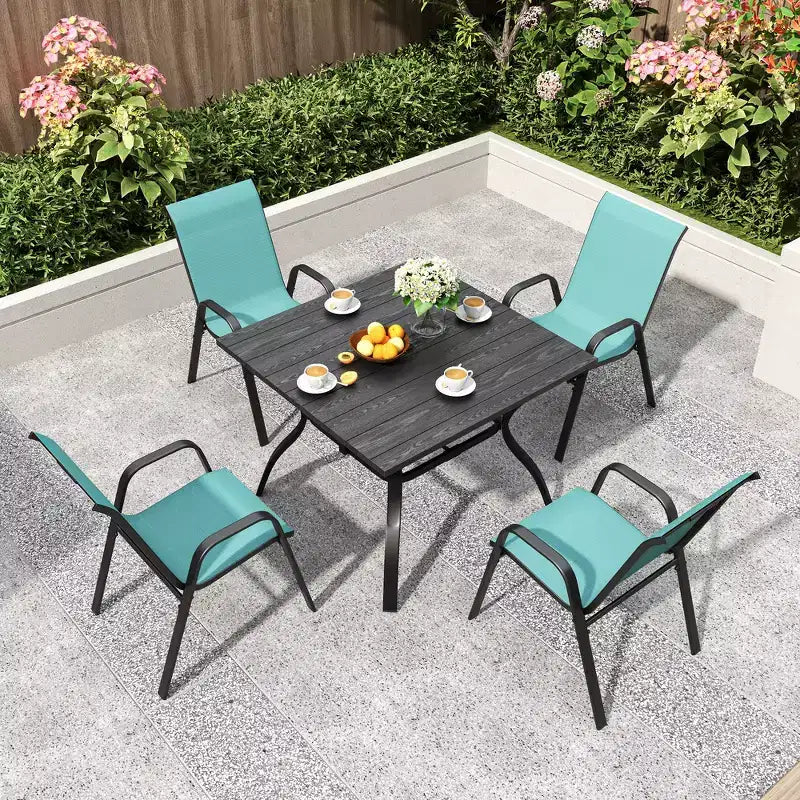 Set di 4 sedie da pranzo per esterni Whisen, sedie da patio robuste con seduta ampia ed ergonomica e tessuto impermeabile