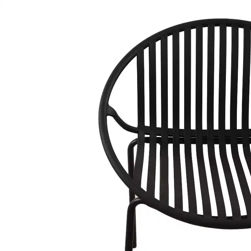 Sedie da pranzo per patio Sedie impilabili dal design traspirante in stile artistico moderno e semplice (set da 2), gambe in metallo + schienale in plastica, nero