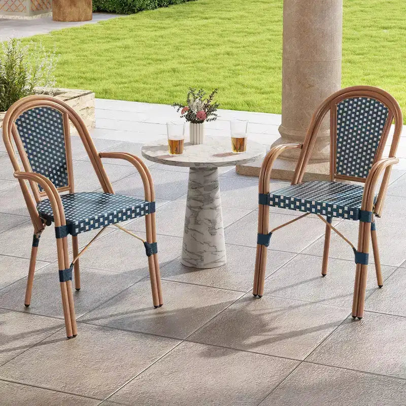 Chaises de bistro d'extérieur Costway 4 pièces avec accoudoirs, cadre en métal galvanisé