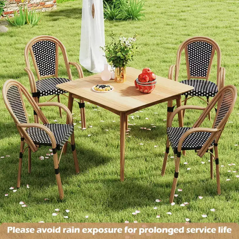 Chaises de bistro d'extérieur Costway 4 pièces avec accoudoirs, cadre en métal galvanisé
