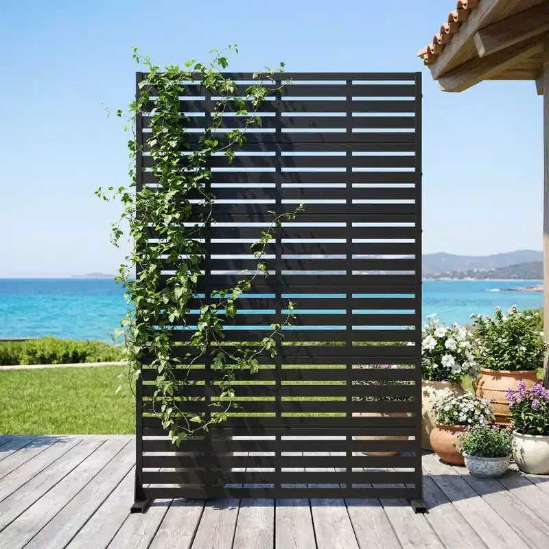 Schermo per la privacy in metallo da esterno 72H x 47W, pannelli di recinzione autoportanti neri per giardino, patio, terrazza, cortile