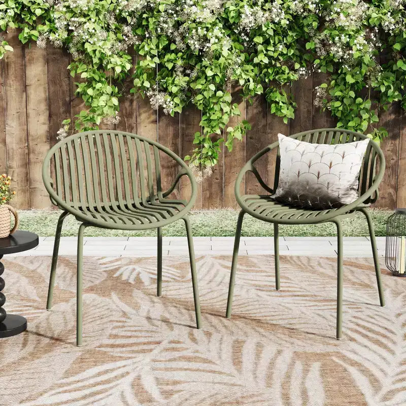 Set di 2 sedie da pranzo impilabili da giardino, seduta in PP traspirante e gambe in metallo, sedie moderne da esterno