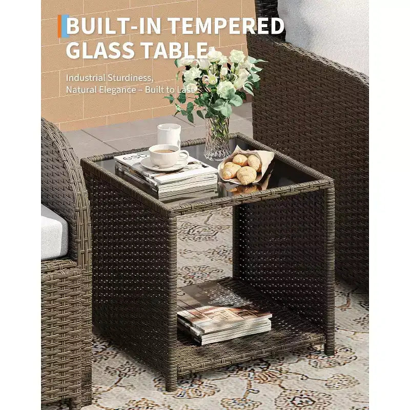 LinTimes Set da Salotto da Esterno in Rattan PE a 5 Pezzi con Pouf e Tavolino in Vetro, Mobili per Tutte le Stagioni per Patio, Giardino, Balcone