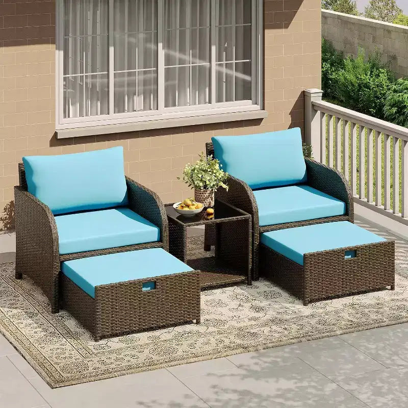 LinTimes Set da Salotto da Esterno in Rattan PE a 5 Pezzi con Pouf e Tavolino in Vetro, Mobili per Tutte le Stagioni per Patio, Giardino, Balcone