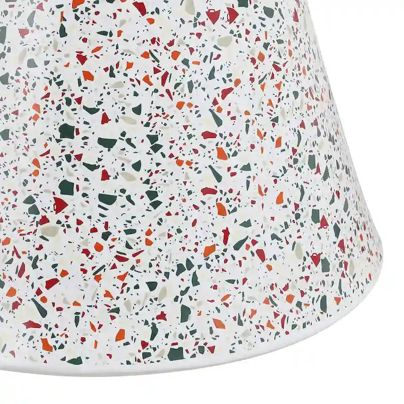 Tavolino d'appoggio da interno/esterno Indi 17.75 Modern Bohemian Terrazzo, di JONATHAN Y