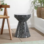Tavolino d'appoggio da interno/esterno Indi 17.75 Modern Bohemian Terrazzo, di JONATHAN Y