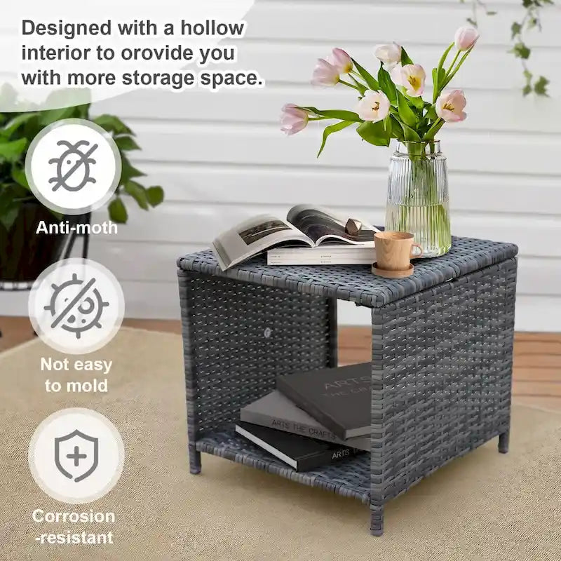 Set da 5 Pezzi da Esterno con Poltrone e Pouf in Wicker e Tavolino