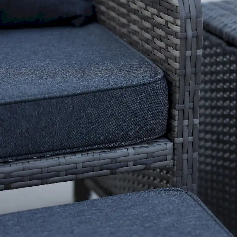 Set da 5 Pezzi da Esterno con Poltrone e Pouf in Wicker e Tavolino