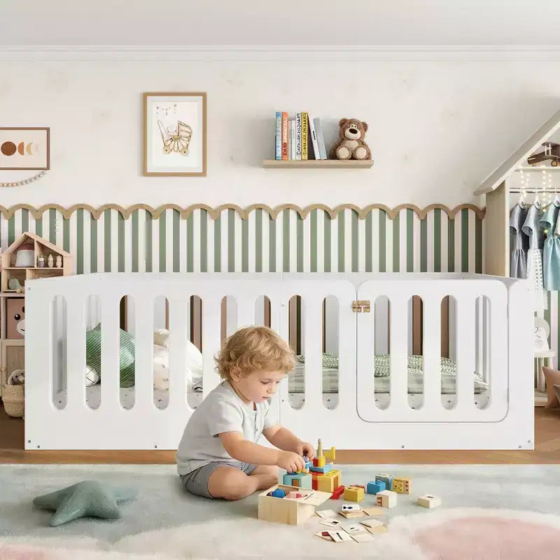 Letto Montessori Matrimoniale Bianco a Terra con Spondine e Porta – Legno Massello, 1 Bambino