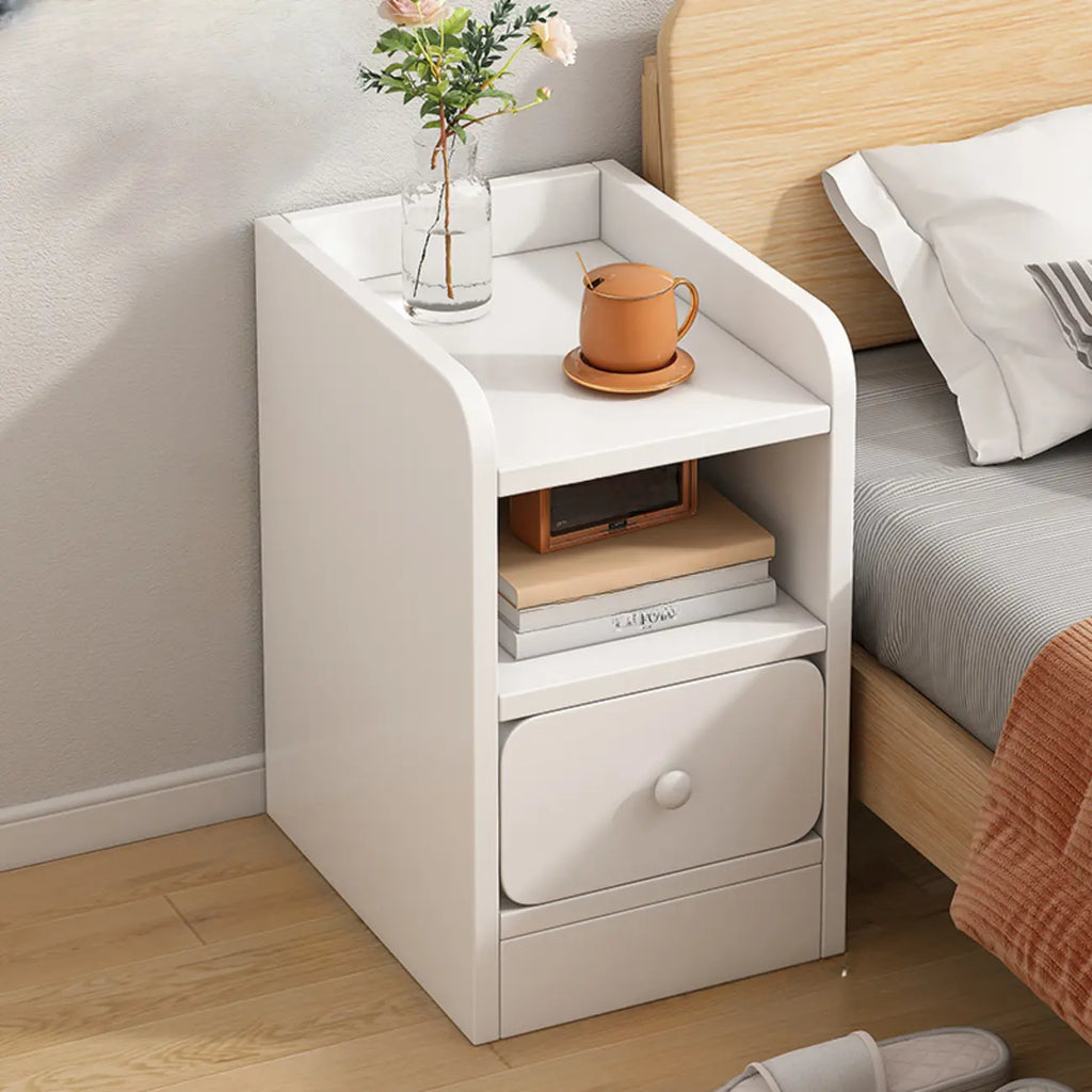 Comodino Semplice Bianco in Legno Naturale a 2 Cassetti