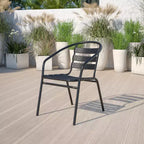 Chaise empilable de restaurant en métal Lila Flash Furniture avec lattes en aluminium