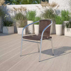 Sedia impilabile da ristorante Flash Furniture in alluminio e rattan per interni ed esterni ad uso commerciale
