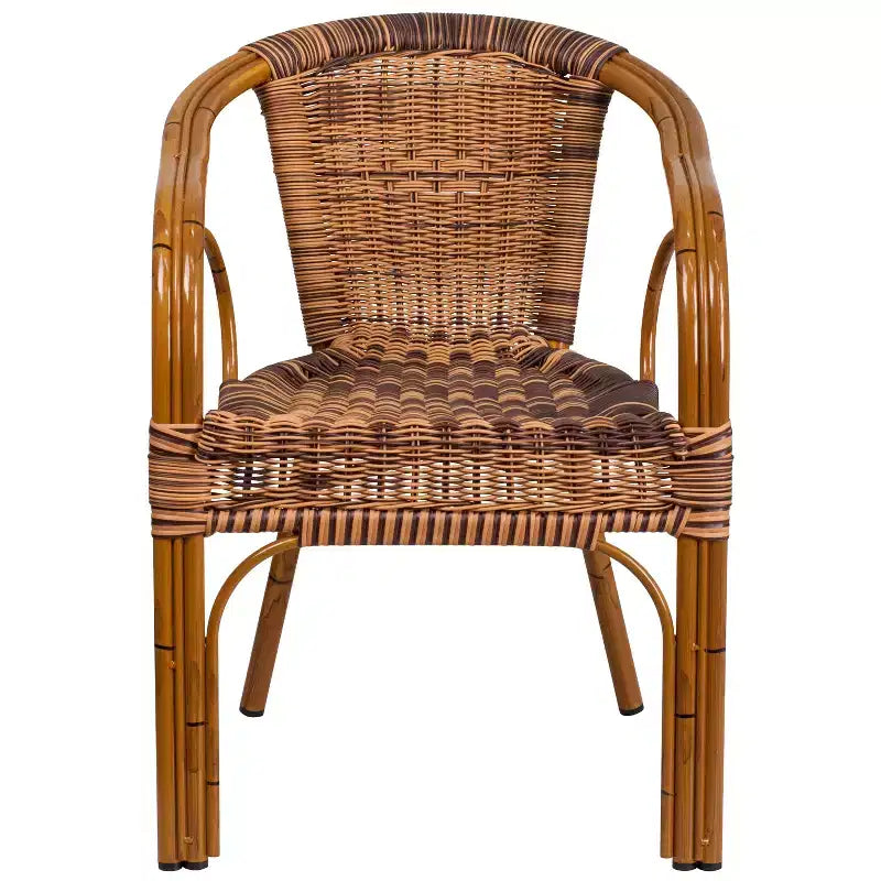 Sedia impilabile da esterni in rattan Merrick Lane serie Esna con telaio in alluminio effetto bambù e braccioli integrati