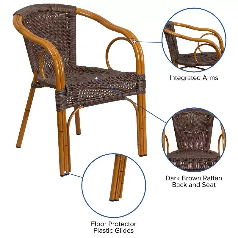 Sedia impilabile da esterni in rattan Merrick Lane serie Esna con telaio in alluminio effetto bambù e braccioli integrati