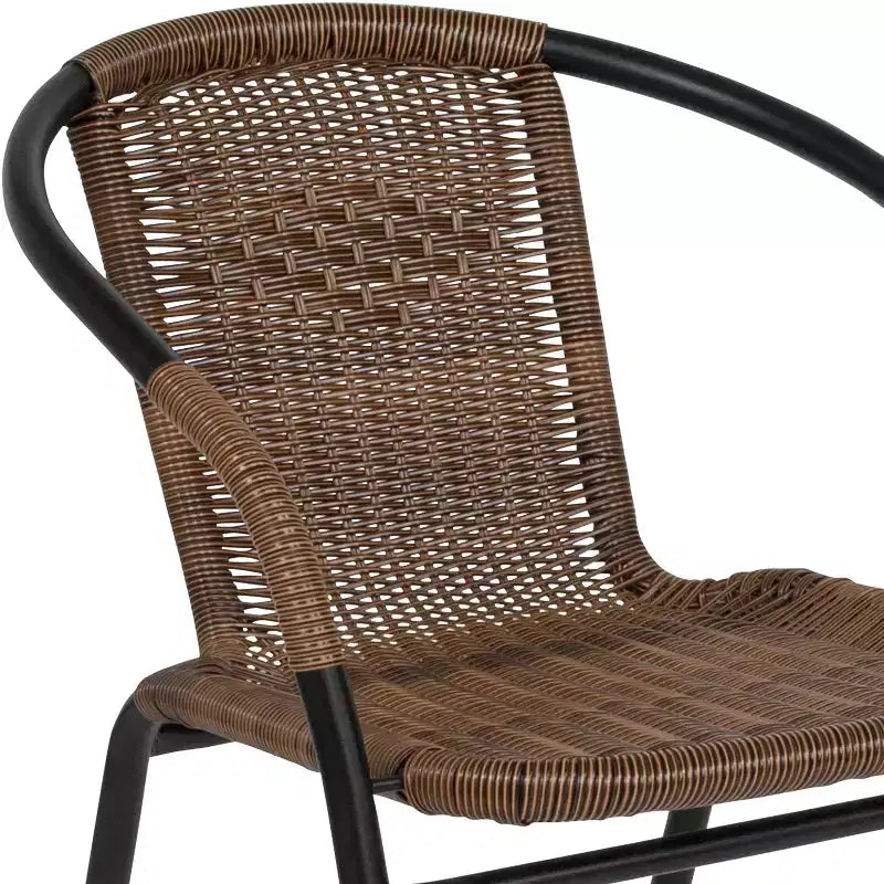 Sedia impilabile da ristorante Emma and Oliver 4 Pack in Rattan per interni ed esterni con schienale curvo