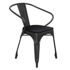 Flash Furniture Luna, sedia impilabile da interno ed esterno in metallo di livello commerciale con braccioli, seduta in polistirene per tutte le stagioni e schienale con stecche verticali