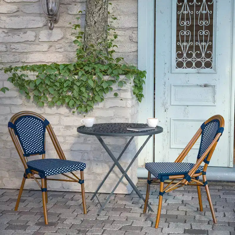 Flash Furniture Bordeaux Sedia impilabile da bistrò commerciale per interni/esterni, schienale e seduta in rattan PE, struttura in alluminio con stampa bambù