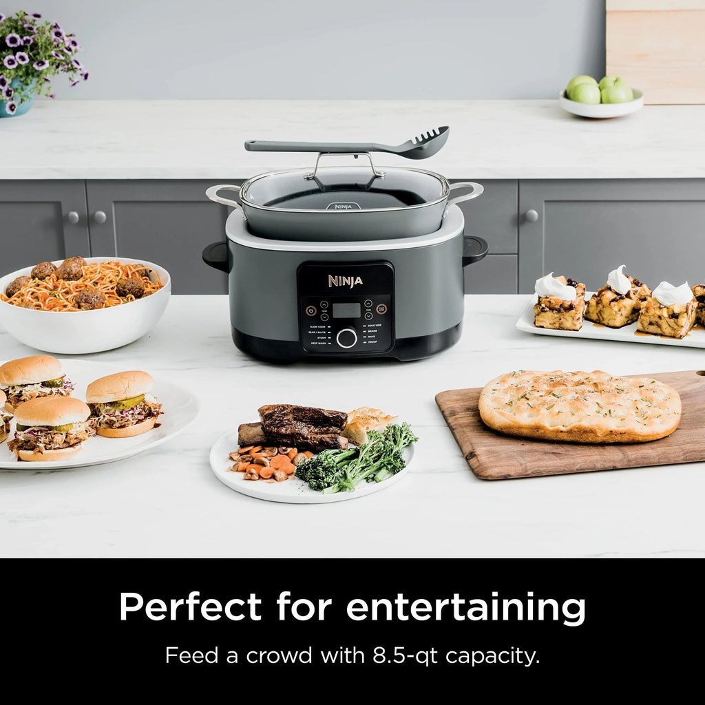 Ciotola multifunzione da 8,5 litri, con 8 funzioni in 1: Slow Cooker, Forno Olandese, Vaporiera, Coperchio in Vetro, Cucchiaio Integrato, Pentola Adatta al Forno fino a 260°C