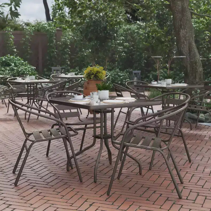 Flash Furniture Lila Confezione da 4 Sedie Impilabili per Ristorante in Metallo con Doghe in Alluminio