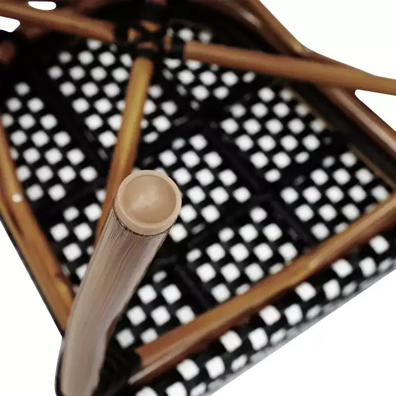 Flash Furniture Set da 2 sedie impilabili Lourdes Thonet Bistro commerciali da interno/esterno con braccioli, struttura in rattan PE e alluminio