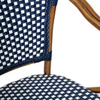 Flash Furniture Confezione da 2 Sedie Bistrò Impilabili Commerciali da Interno/Esterno Bordeaux con Braccioli, Rattan PE e Telaio in Alluminio con Stampa Effetto Bambù