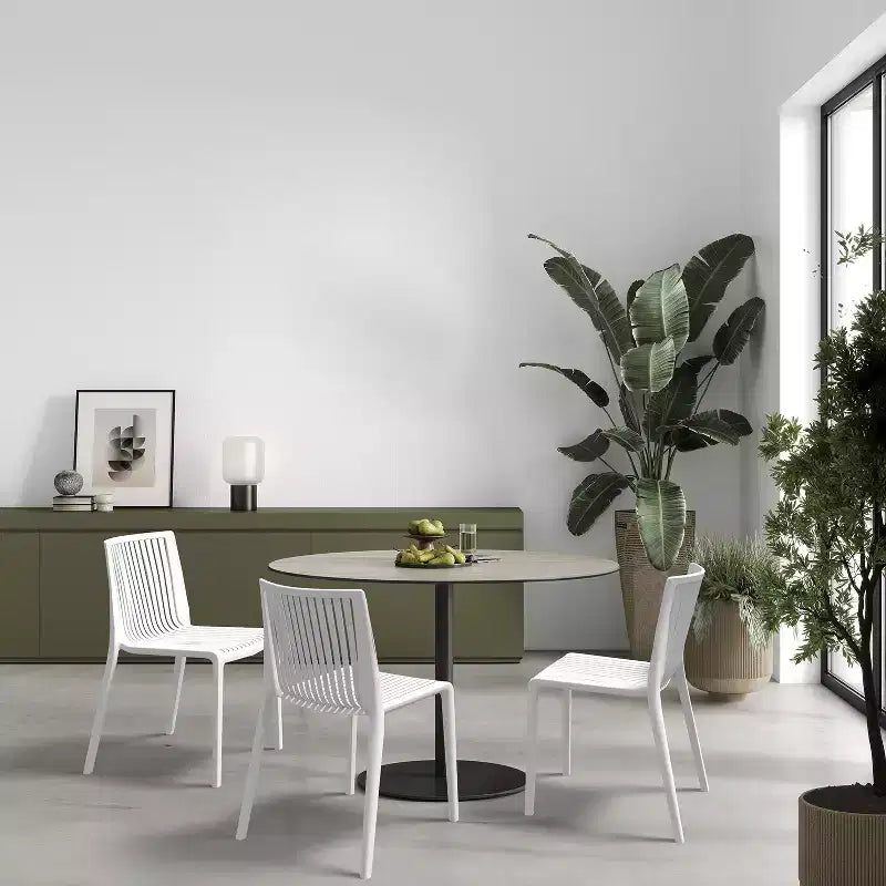 WRGHOME Ravenna Sedie da Pranzo Impilabili da Esterno/Interno in Resina Plastica (Set da 2)