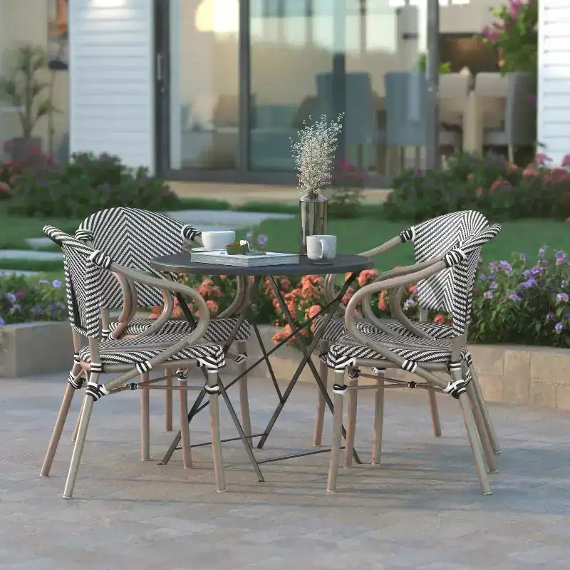Emma & Oliver Massalia, set da quattro sedie impilabili per interni/esterni in stile bistrot Thonet con seduta in textilene e struttura in metallo con finitura bambù