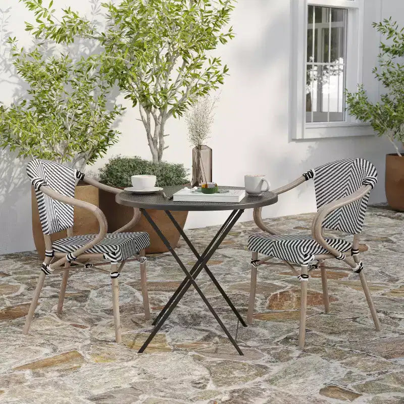 Merrick Lane Mael Set di Due Sedie Impilabili in Stile Bistrò Thonet con Braccioli, Seduta in Textilene e Telaio in Metallo con Finitura Bambù per Interni/Esterni