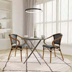 Set di due sedie impilabili in stile Thonet da interno/esterno Emma & Oliver Soie con braccioli, sedile in PE Rattan e struttura in metallo con finitura bambù