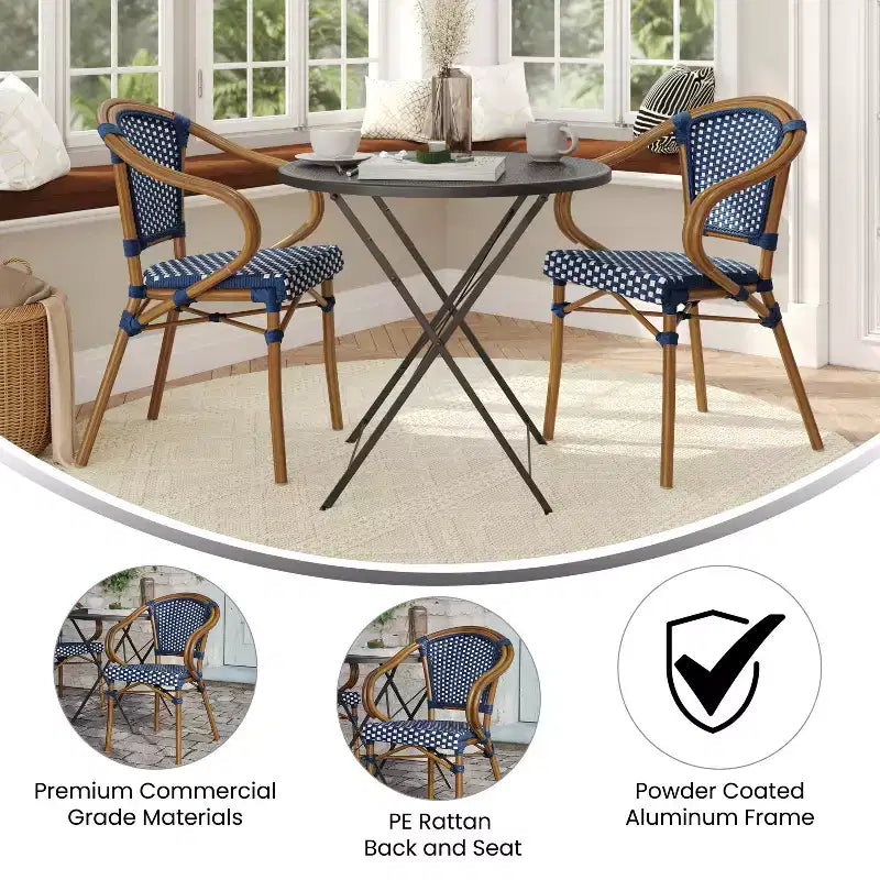 Set di due sedie impilabili in stile Thonet da interno/esterno Emma & Oliver Soie con braccioli, sedile in PE Rattan e struttura in metallo con finitura bambù