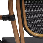 Merrick Lane Mael Set di Quattro Sedie Impilabili in Stile Bistrò Thonet con Braccioli, Seduta in Textilene e Struttura in Metallo Finitura Bambù per Interni/Esterni