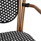 Emma & Oliver Colmar Set di Quattro Sedie da Interno/Esterno Impilabili Stile Bistrot Thonet con Braccioli, Seduta in Rattan PE e Struttura in Metallo Rifinito