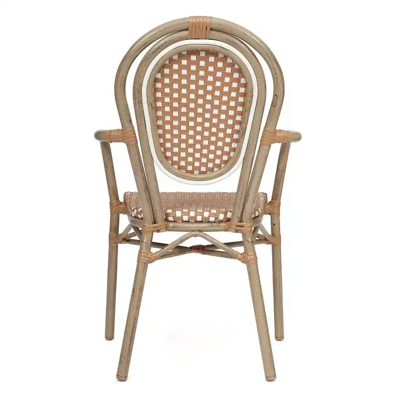 Emma & Oliver Colmar Set di Quattro Sedie da Interno/Esterno Impilabili Stile Bistrot Thonet con Braccioli, Seduta in Rattan PE e Struttura in Metallo Rifinito