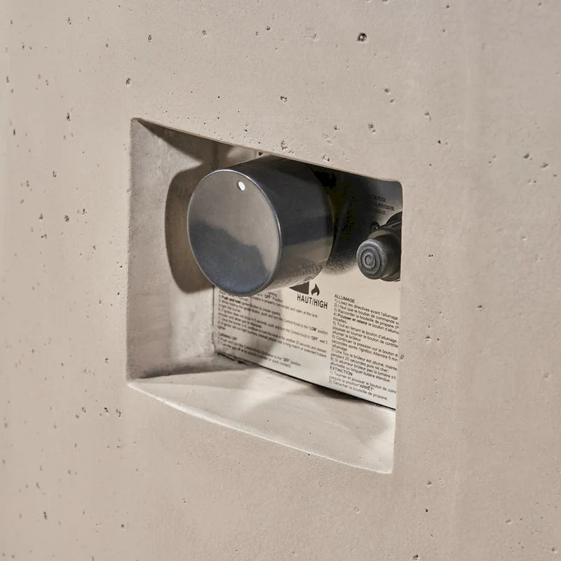 Set di 4 poltrone girevoli Eli Outdoor con braciere rotondo di Christopher Knight Home