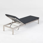 Bain de soleil d'extérieur Cape Coral en maille et aluminium avec coussin par Christopher Knight Home
