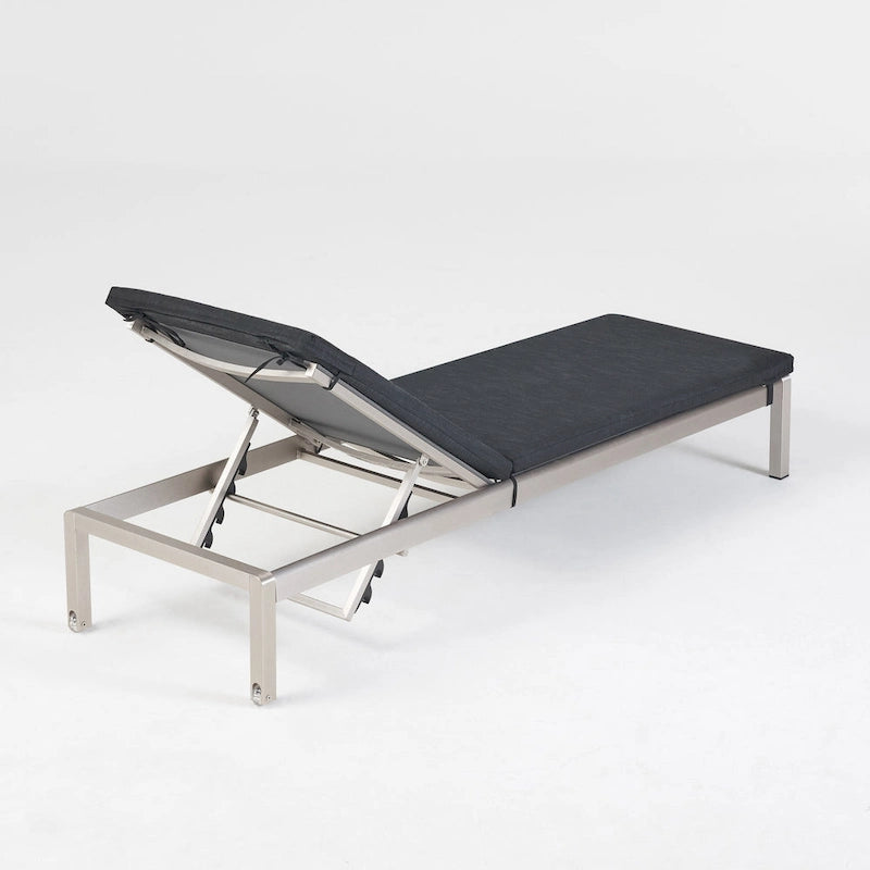 Bain de soleil d'extérieur Cape Coral en maille et aluminium avec coussin par Christopher Knight Home