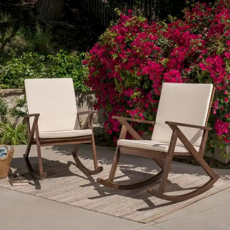 Sedia a dondolo Gus in legno da esterno (set da 2) di Christopher Knight Home