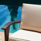 Set da salotto da esterno in vimini Waikiki da 8 pezzi con cuscini di Christopher Knight Home